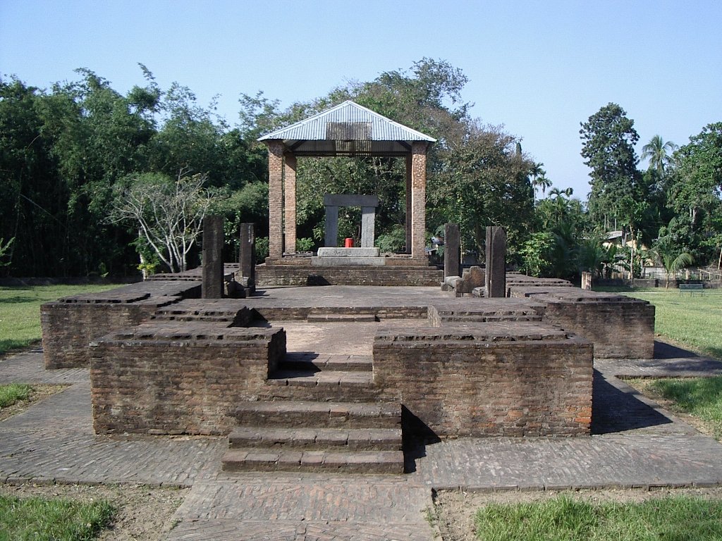 Dah Parvatiya Temple